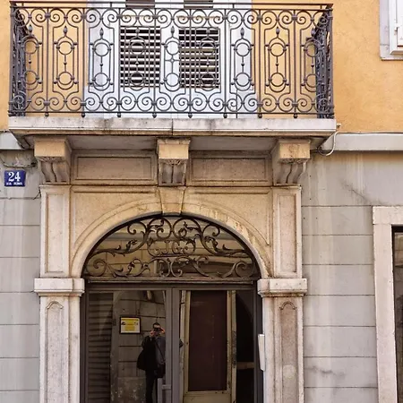 Apartment Roma 24 - Reception Triest